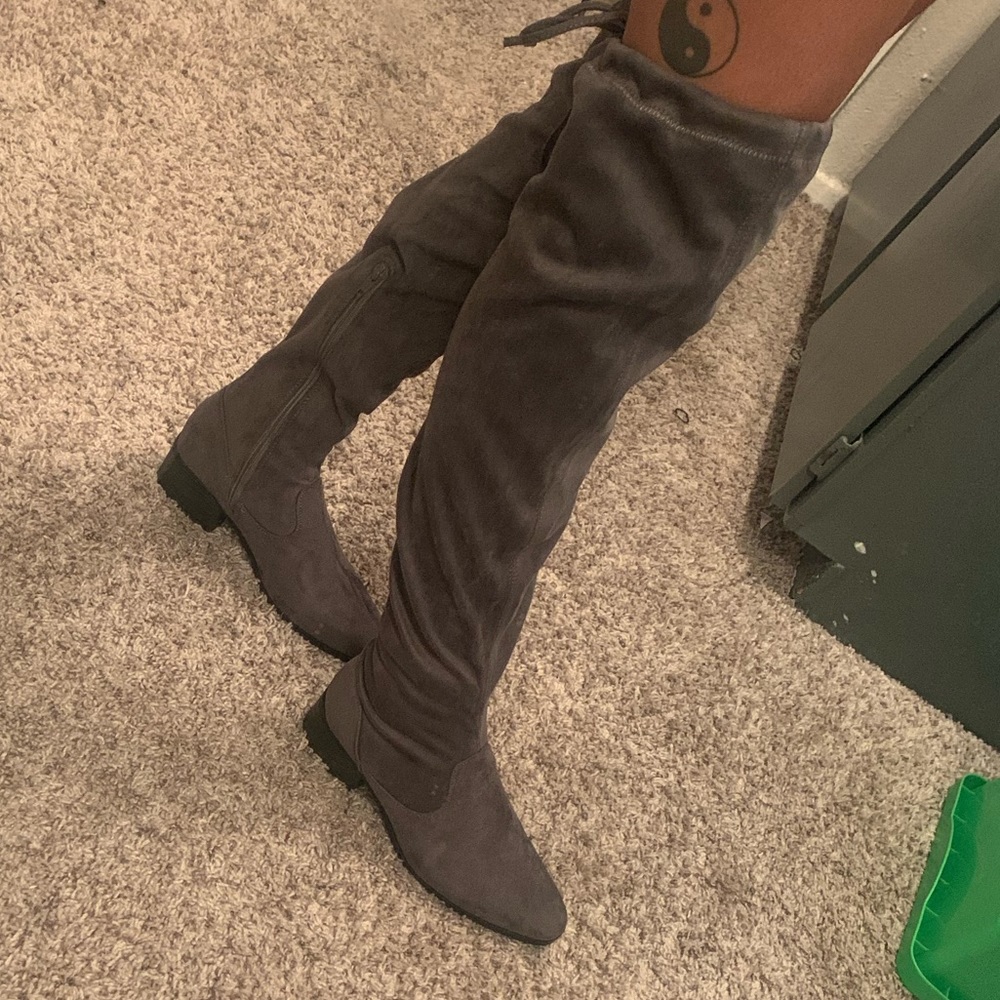 Gray knee high boots (never worn)